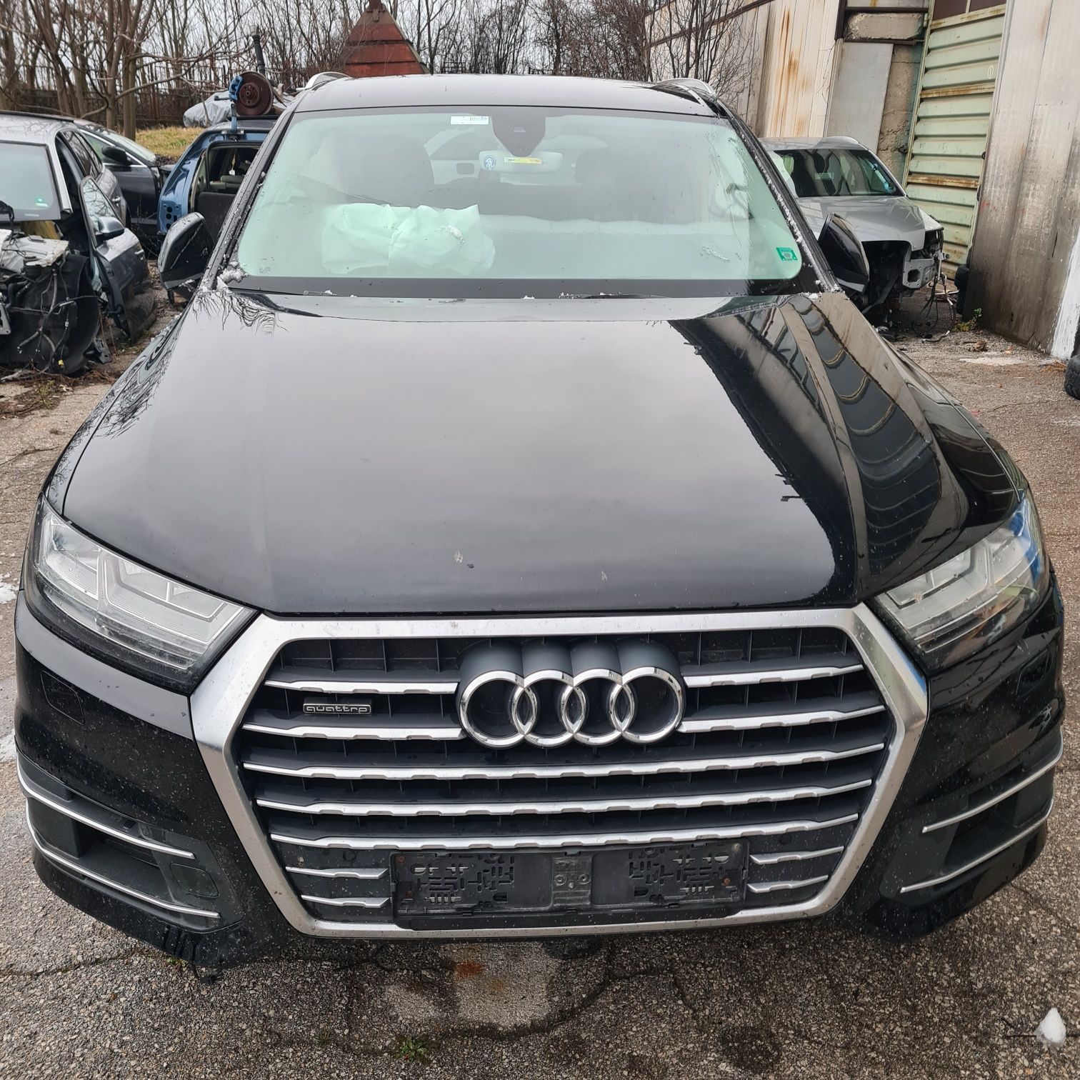 Ауди кю7  audi Q7 3.0тди 272к.с. на части