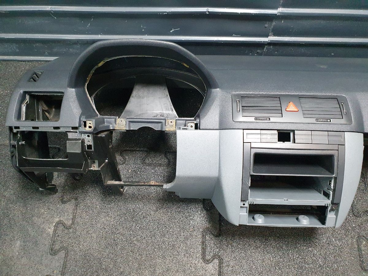 Plansa bord SKODA FABIA Combi (6Y5) [ 2000 - 2007 ] OEM 6Q0880204B / 6Q0 880 204 B