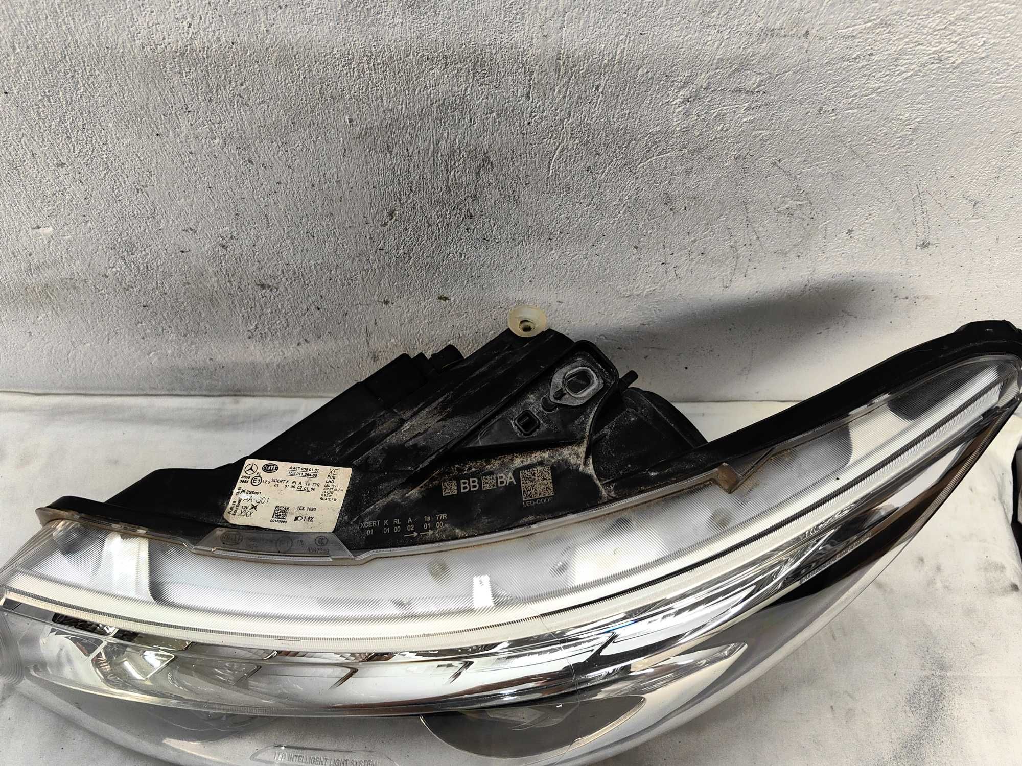 Оригинален фар Мерцедес Вито  Mercedes Vito Full Led