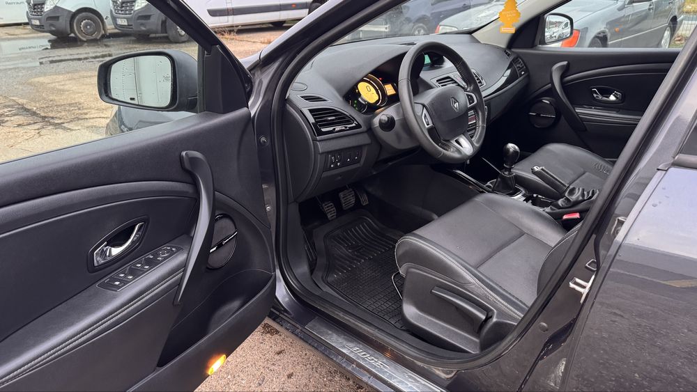 Renault Megane3 BOSE 1.5DCI 2012