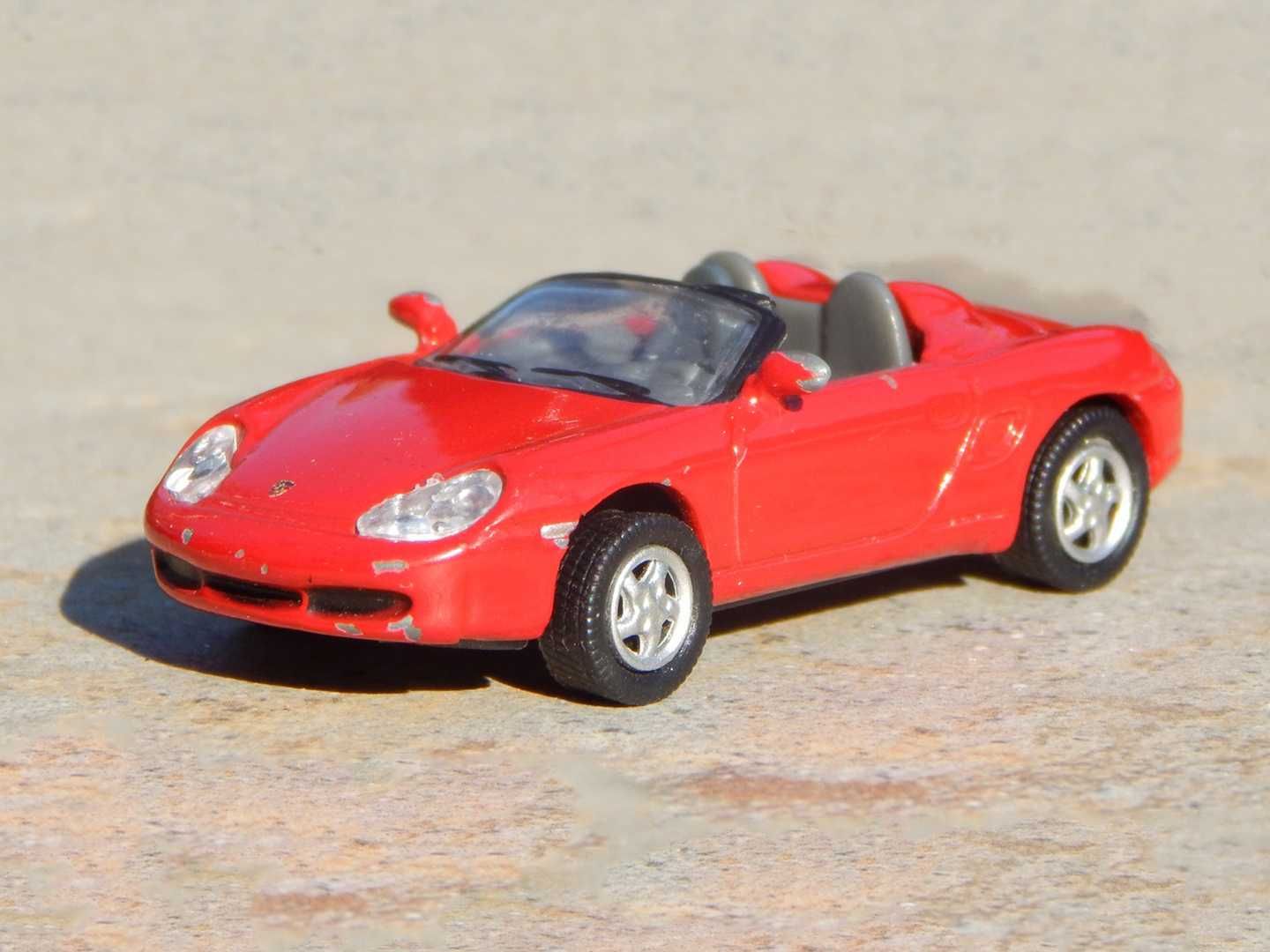 Macheta Porsche Boxster 986 Joy City scara 1:72 cu lipsa