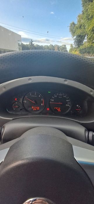 Vand Nissan Navara sau schimb cu camioneta 3.5t