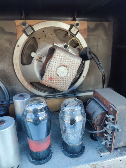 Радиоапарат AEG Super 69 WK