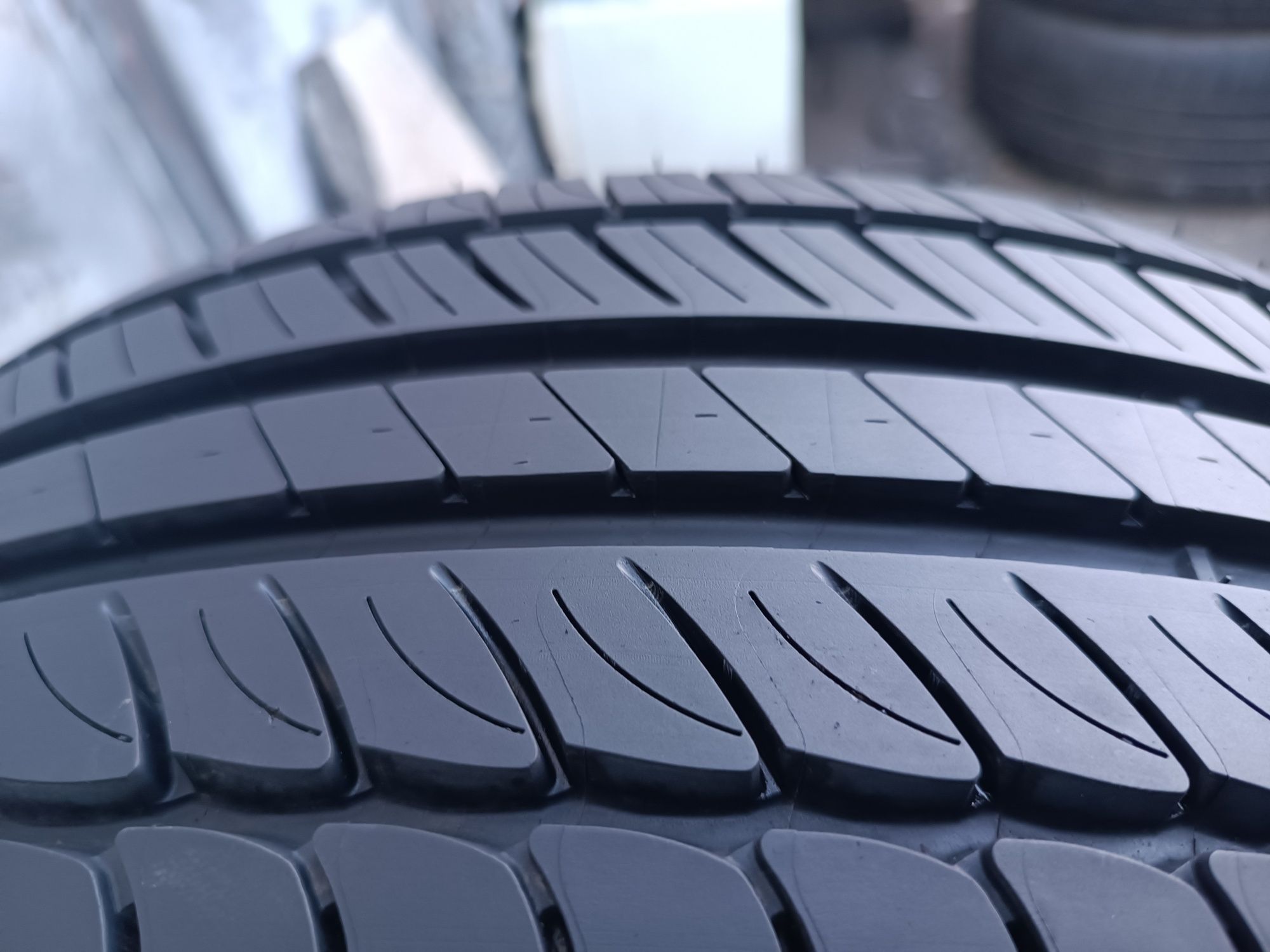215/55/16 Michelin