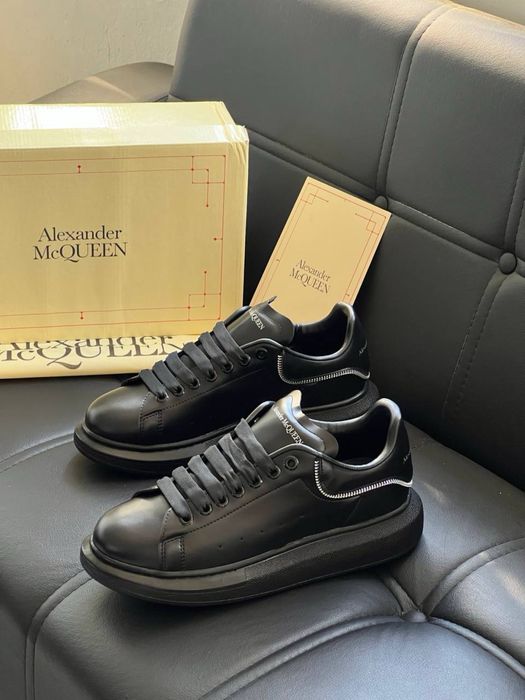 Adidasi Alexander Mcqueen noi !!! Marimi 40/44 !!!