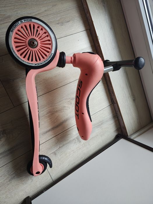 Vând Scoot and Ride