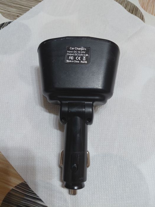 Блуутут зарядно за слушане на музика през радиото