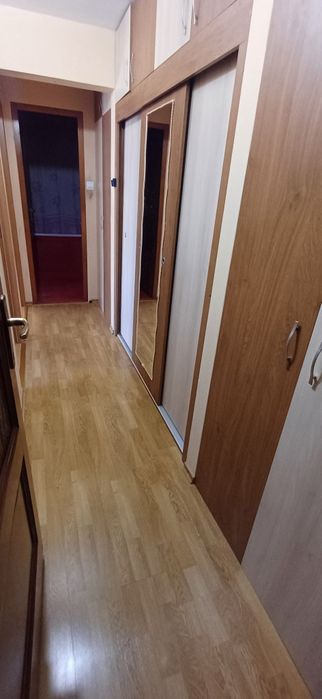 Vand apartament la cheie