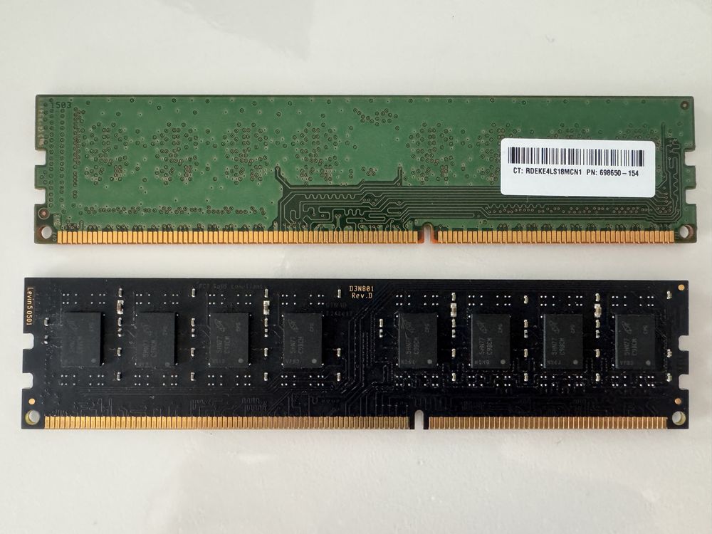 Memorii RAM PC3 , DDR 3 , 4 GB Samsung , calculator