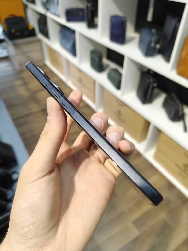 Poco F5 256Gb Black Sotlad