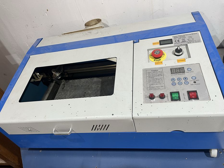 Gravator laser co2 K40 model HQ3020
