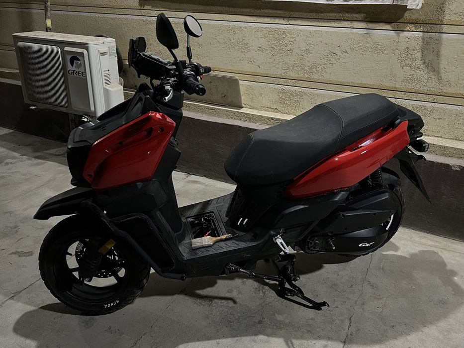 Скутер 150 куб GST