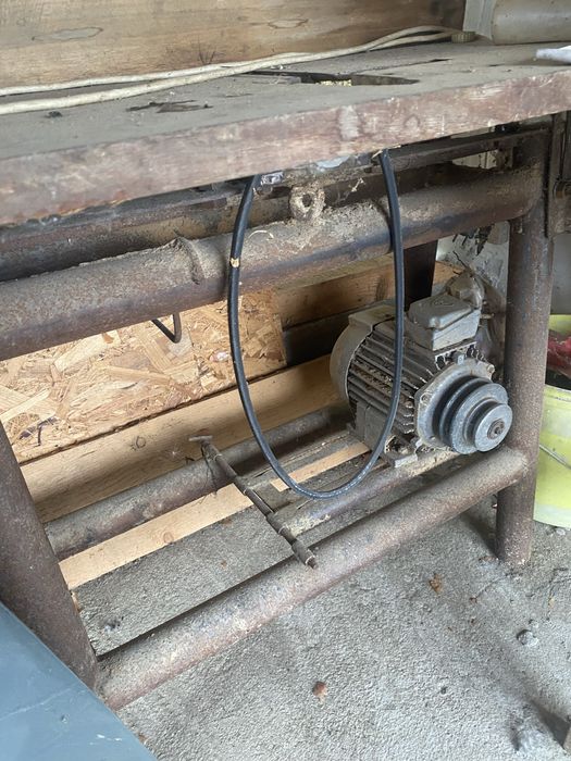 Vand abric si circular