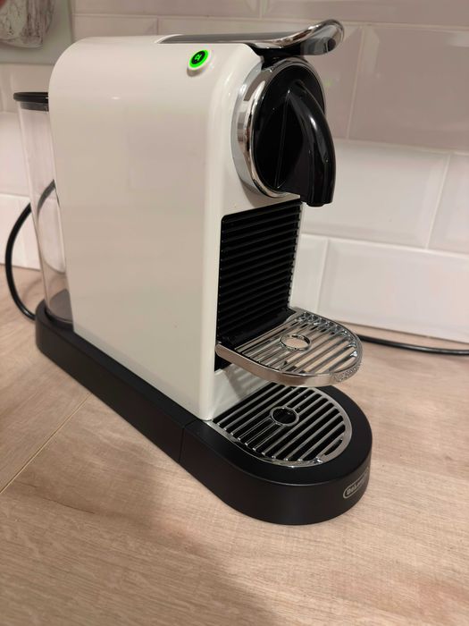 Espressor Nespresso by De'Longhi CitiZ White, 19 bari, 1260 W, Alb
