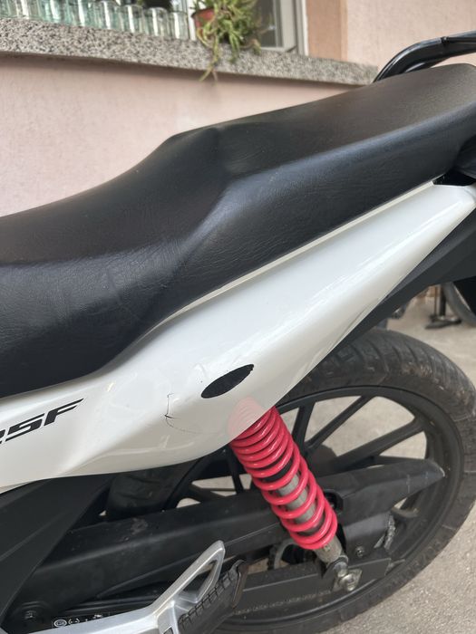 Honda cb125f 2015