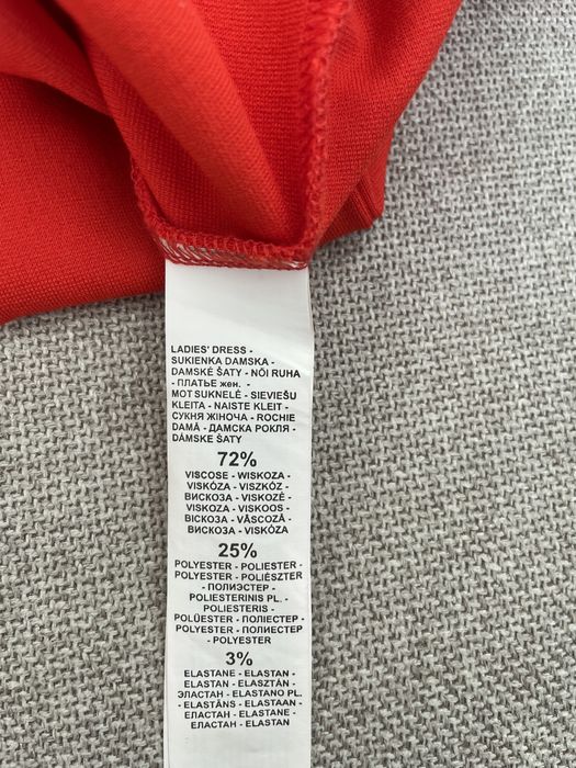 Рокля Mohito цвят корал