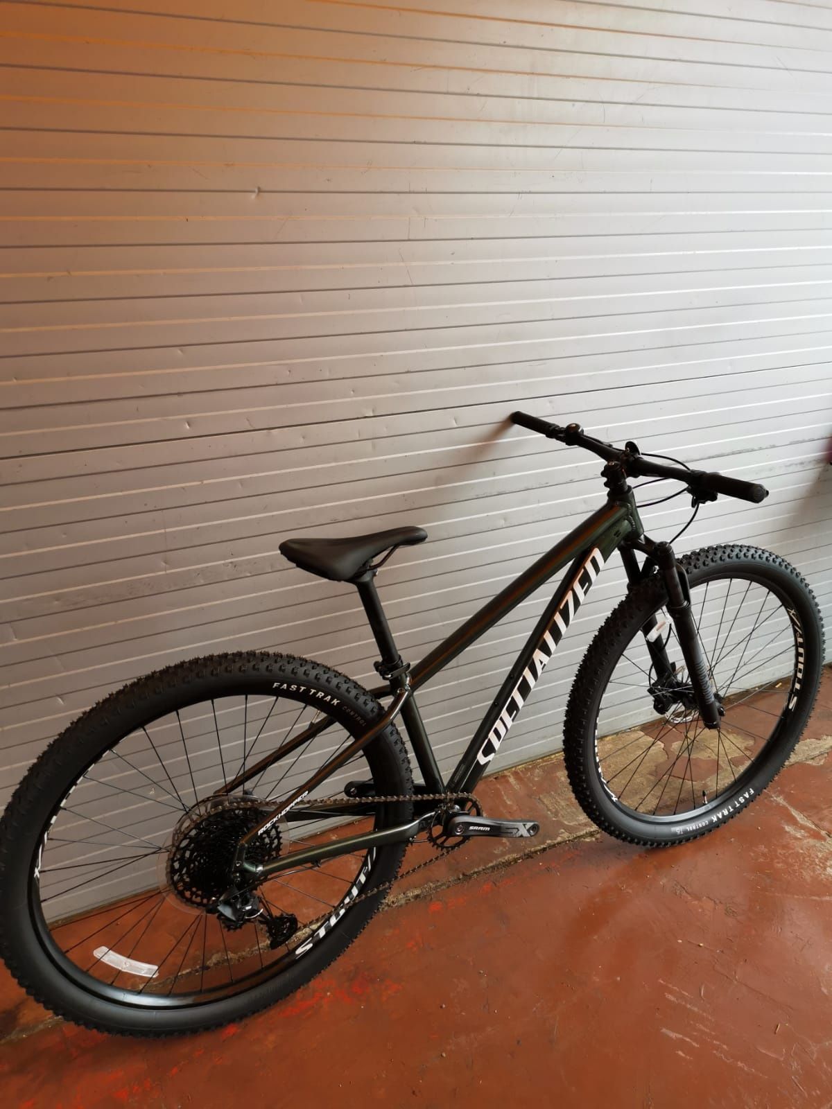 Specialized 2024 1x12 Full Sram Furca Aer Rockshox Roti 29