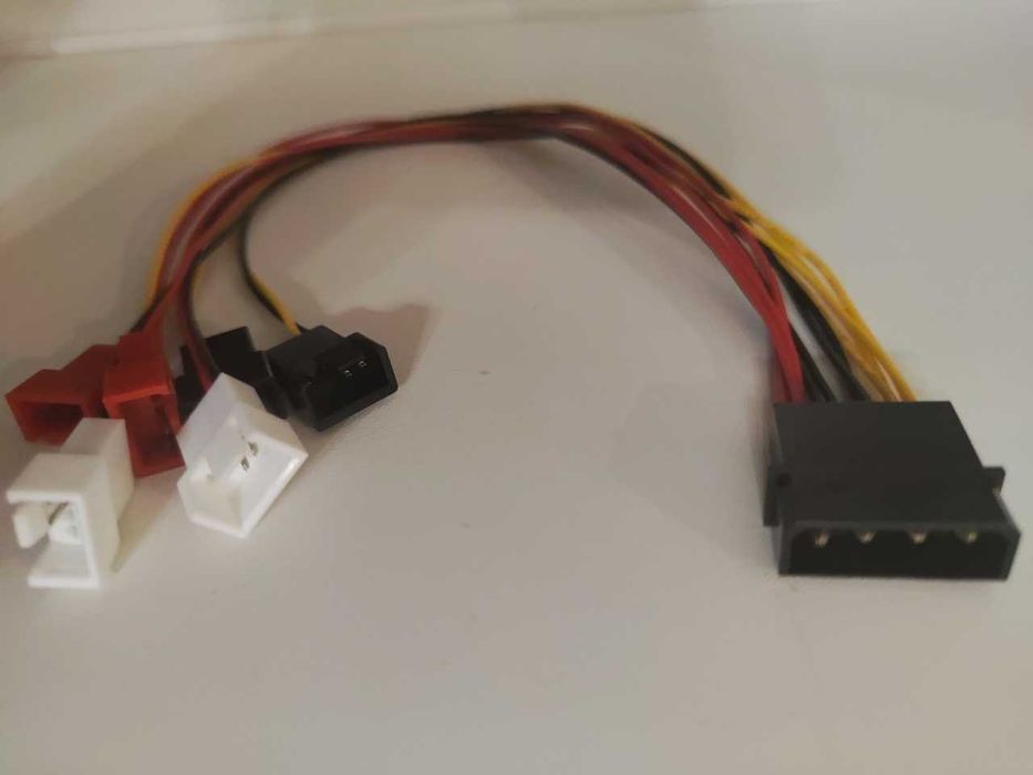 Переходник Molex молекс - 5v/7v/12v на вентиляторы пк компьютер