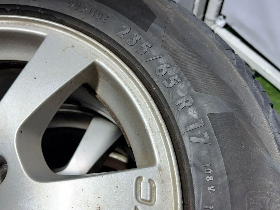 JANTE VOLVO R17 / 5x108 / XC90 / 235/65 R17 108V / 7,5JX17H2X55 / DOT-E / 4822 / + CAUCIUCURI (X4)