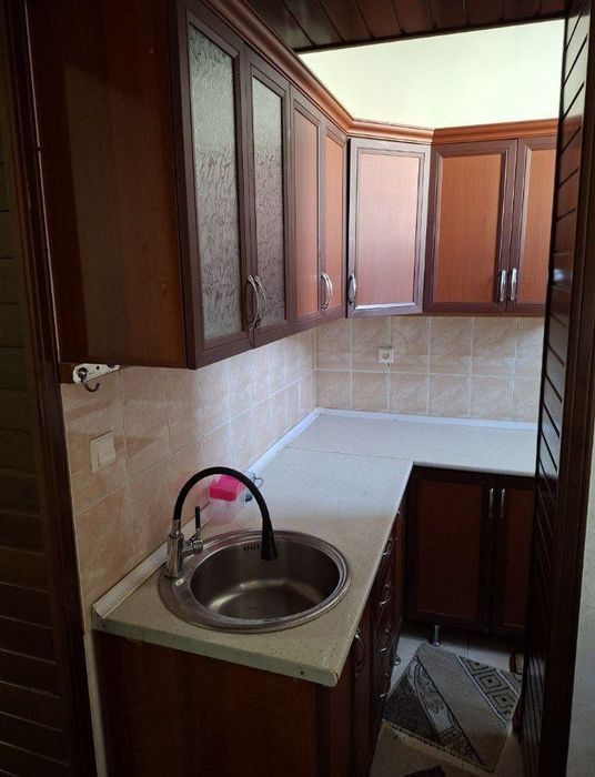 3 xonali kvartira sotiladi