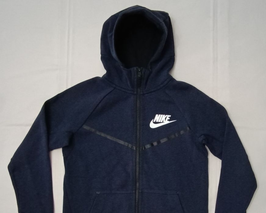 Nike Tech Fleece Sweatshirt оригинално горнище ръст 147-158см Найк