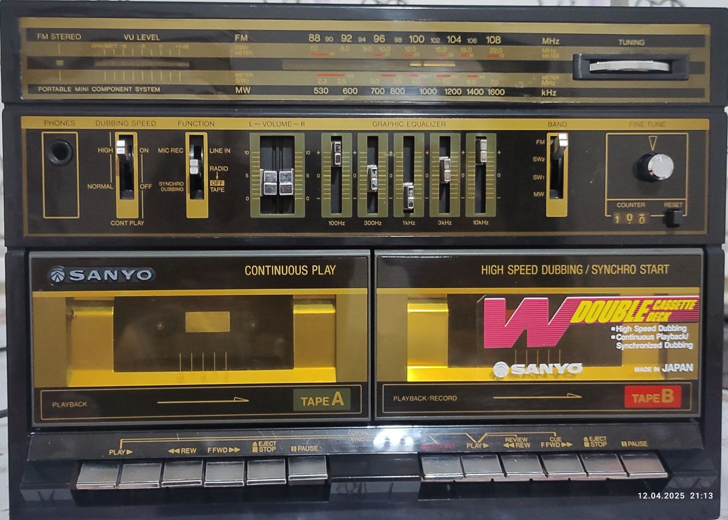 SANYO C-35 japan.