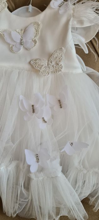 Vand Rochiță deosebita pentru evenimente