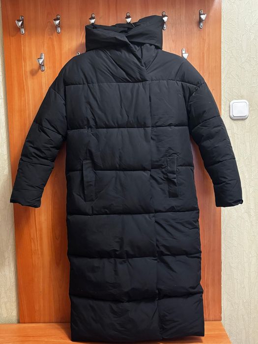 Зимняя куртка новый 42 размер