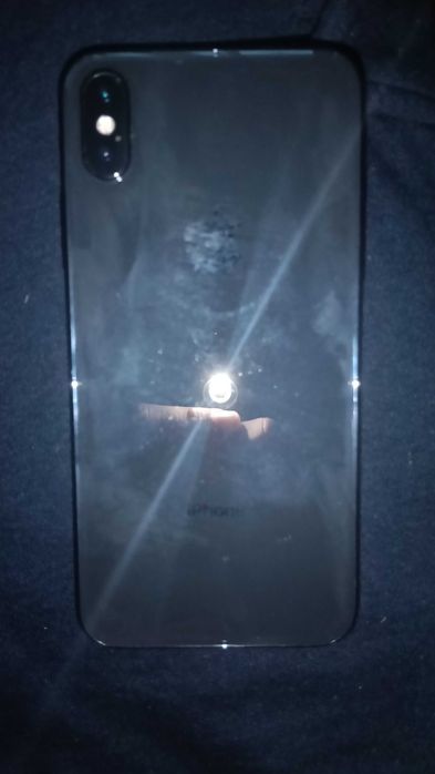 Vând iPhone x defect pentru piese