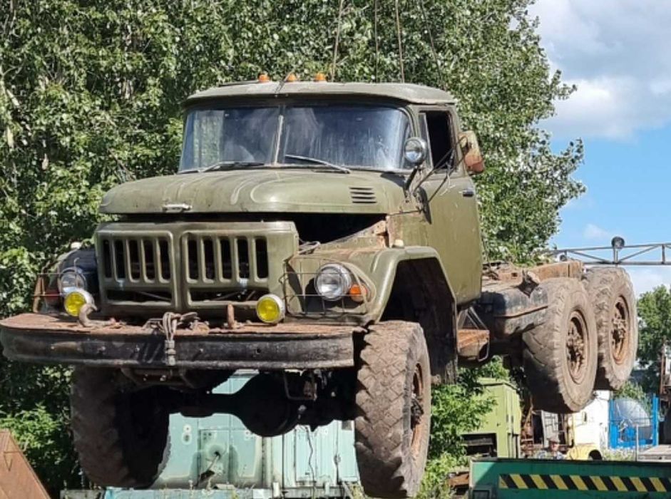 Продам запчасти на Зил 131