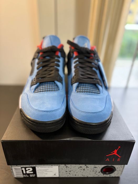 Air Jordan Retro 4 Travis Scott