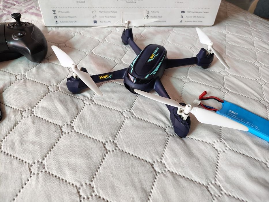 Дрон Hubsan X4 desire pro