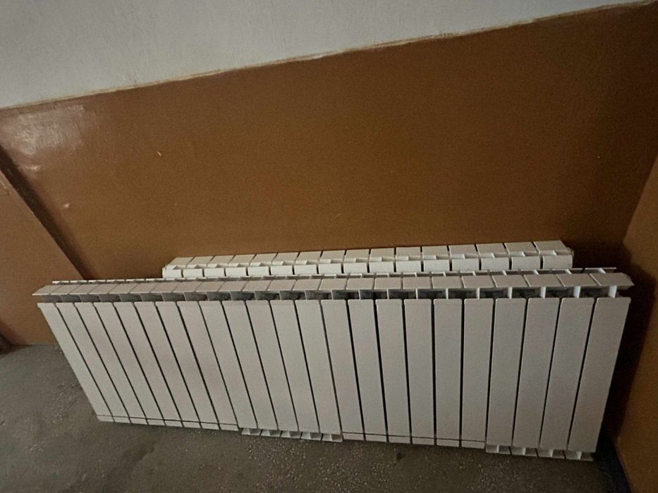 Calorifere aluminiu + suporți prindere