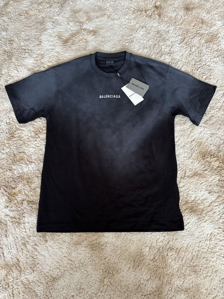 Tricou balenciaga