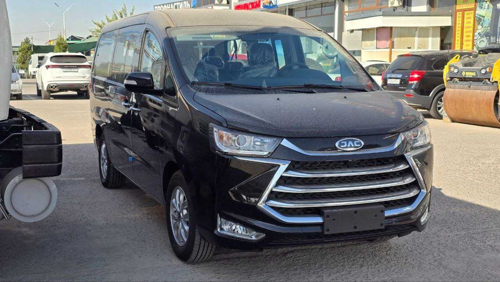 JAC M4 Rifine - наличида олиб кетиш учун тайёр
