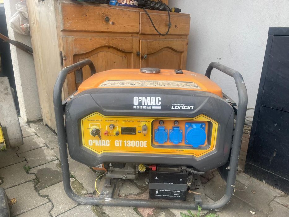 Vând generator în stare bună de funcționare