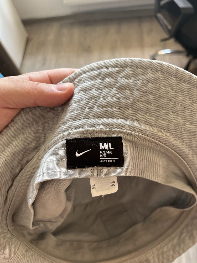 Шапка Nike (one size) светло сива