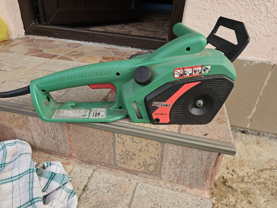 Fierăstrău electric pentru piese