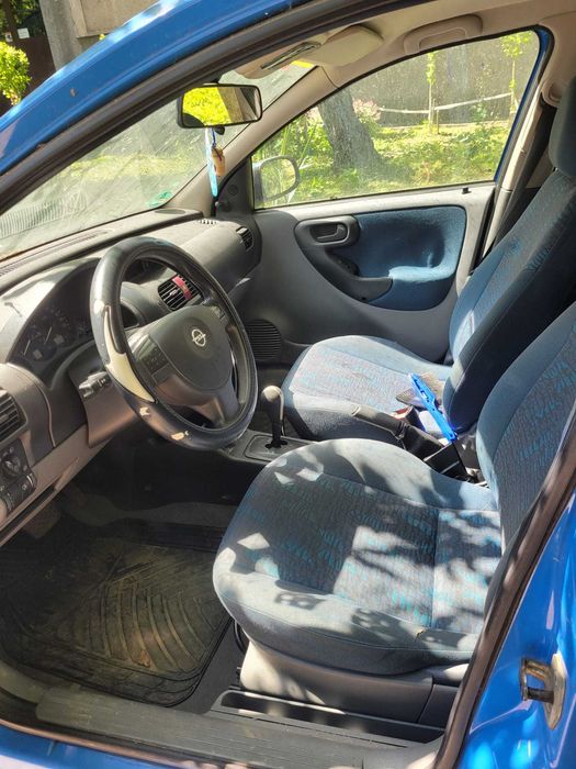 опел корса 1,4 бензин автоматик