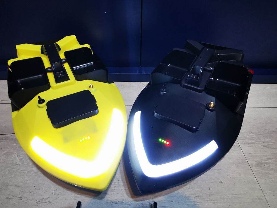 Barcuta cu GPS 500 M navomodel plantat vaporaș nadit plantat 3 cuve!!