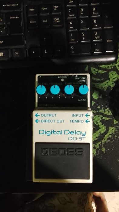 Педаль эффектов босс DD-3T