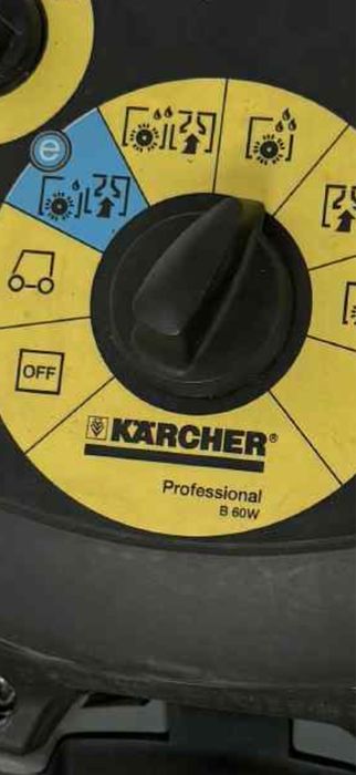 Aparat de aspirat si spalat pardoseli