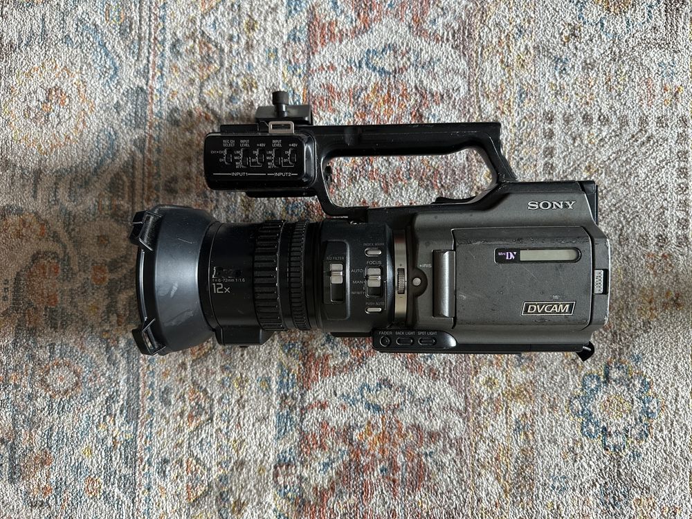 Vand lot 9 camere video miniDV Sony DSR-PD170P si Panasonic NV-MD9000