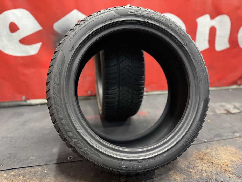 225 45 17, Зимни гуми, Pirelli SottoZero3, 2 броя