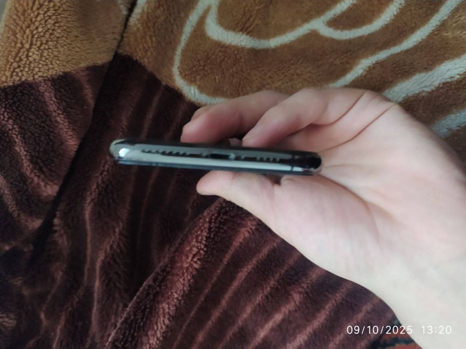 Iphone 11 pro max 256 gb  83% radnoy garantivniy