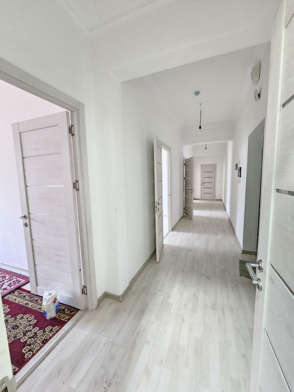 .Новостройка 3хона 75м2 разделка янги ремонт 4чи кулай этаж АРЗОН 65.0
