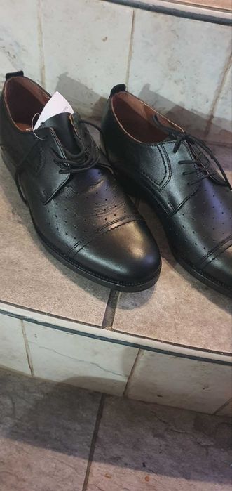 Нови обувки естествена кожа