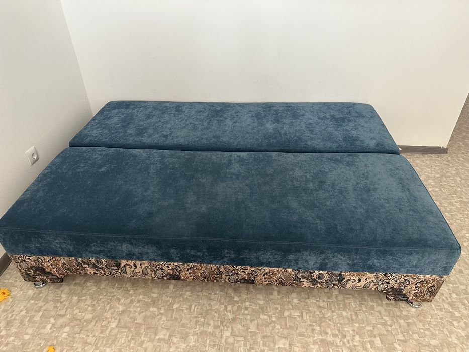 Продам бу диван тахта в хорошем состоянии