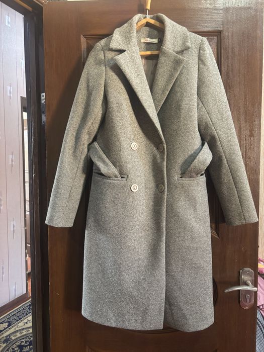 Женское демисезонное пальто