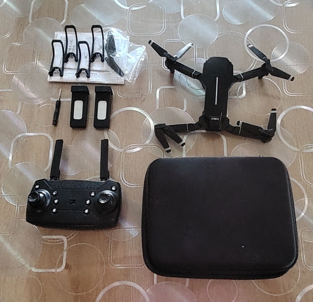 Дрон с чанта и аксесоари / dron s chanta